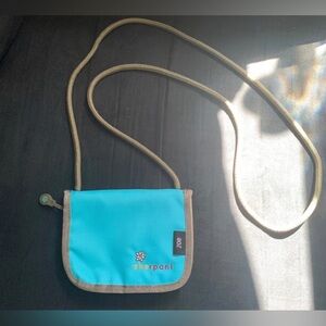 Sherpani cross body bag